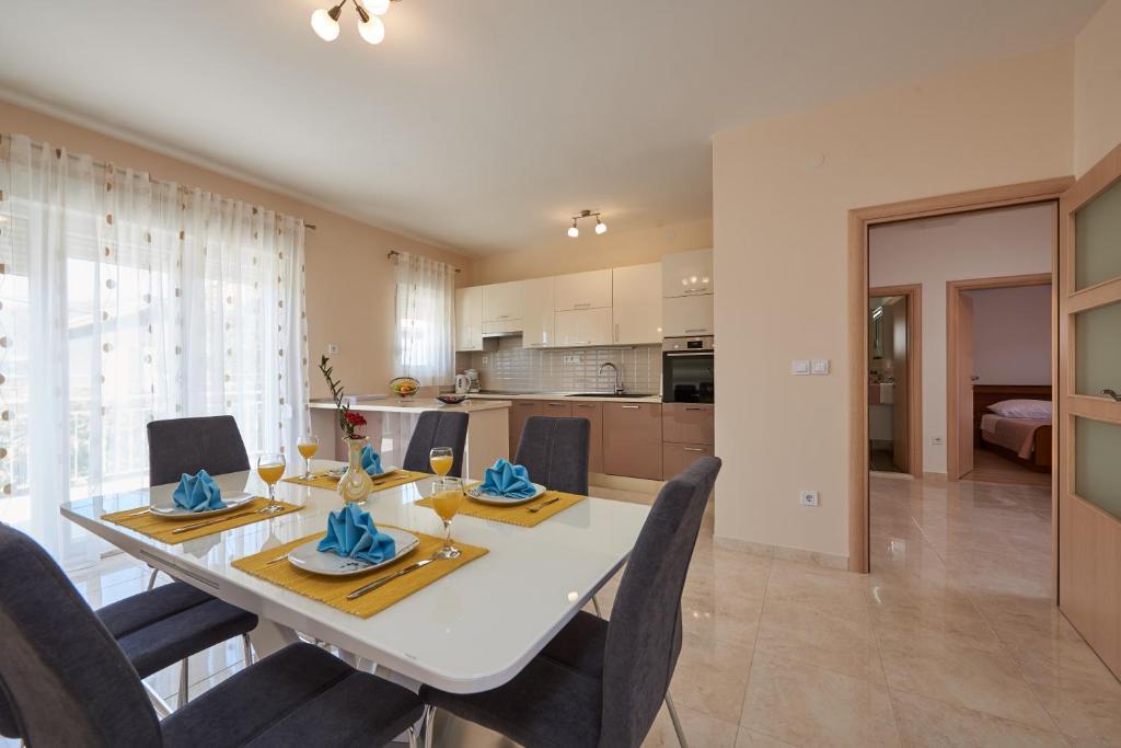 Apartman Tim Τρογκίρ Εξωτερικό φωτογραφία